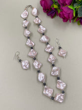 Handcrafted Fancy Rose Gold Color Shell Pearl Beads Necklace For Women Beads Jewellery